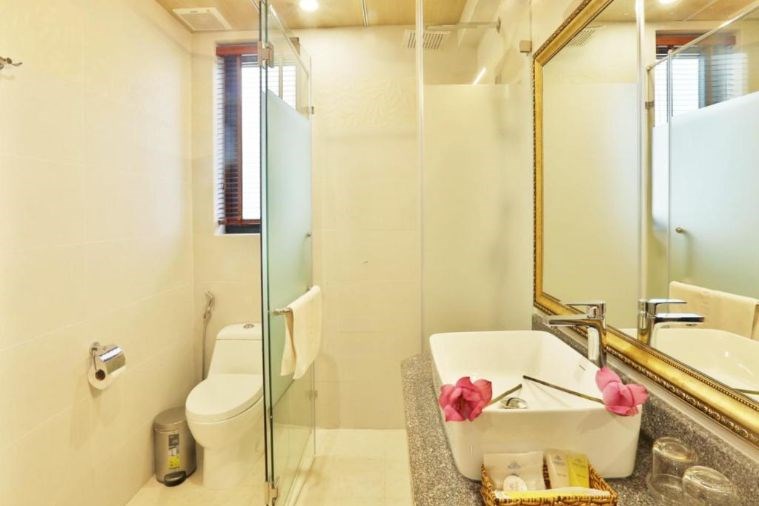 Senior Deluxe Double